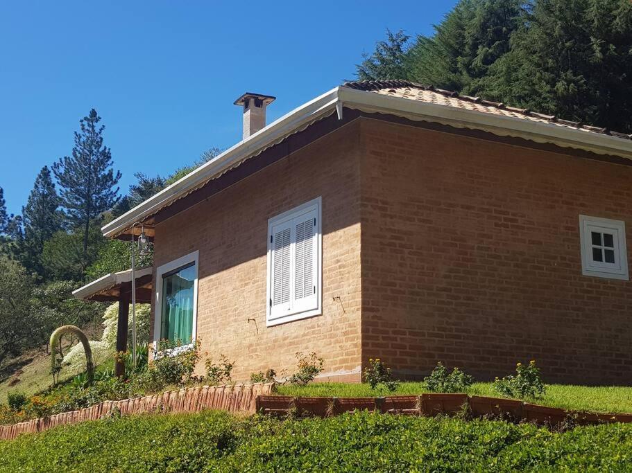Recanto Dos Beija Flores, Chale Lantana C Monte Alegre do Sul Dış mekan fotoğraf