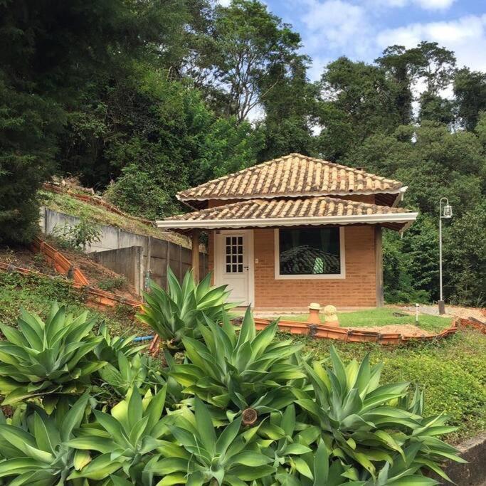 Recanto Dos Beija Flores, Chale Lantana C Monte Alegre do Sul Dış mekan fotoğraf